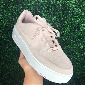 Nike Air Force 1 Sage Low